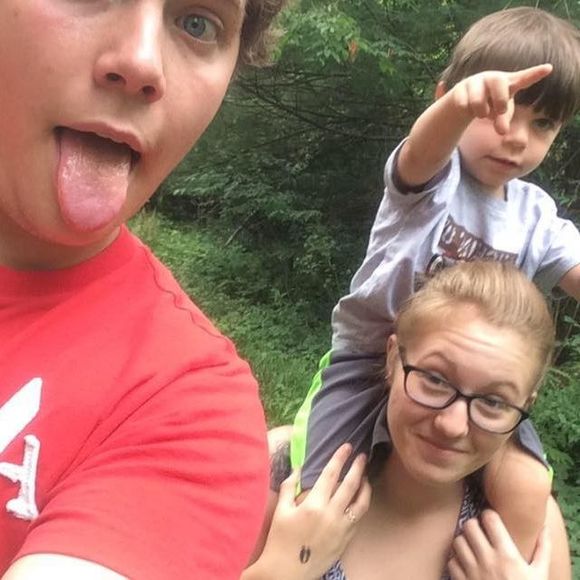 Meet your Posher, Cody - Picture 1 of 1